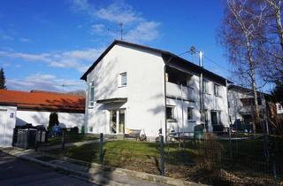 Haus kaufen in Neulingerstr. 11, 85662 Hohenbrunn, Großzügiges Zweifamilienhaus mit 2 Garagen in Bestlage in Hohenbrunn