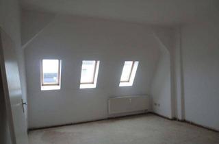 Wohnung kaufen in 08525 Haselbrunn, leere 2-Zimmer-ETW im DG mit Dusche und Abstellraum zum renovieren in Plauen