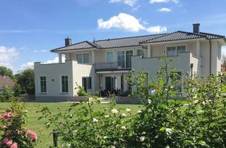 Villa kaufen in 59519 Möhnesee, Beeindruckende Villa mit klarer Architektur in ruhiger Lage auf einem großzügigen Anwesen