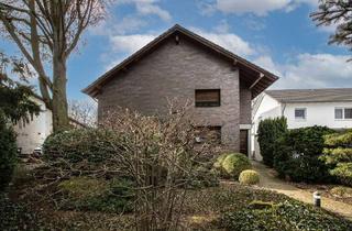 Haus kaufen in 63225 Langen (Hessen), **EXCLUSIV** 2-3-Familien-Haus mit Indoor Pool, Garten und Wellnessbereich