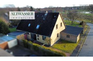 Haus kaufen in 24969 Lindewitt, Lindewitt: großes Zweifamilienhaus mit Potential