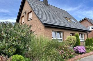 Haus kaufen in 32609 Hüllhorst, Schönes Zweifamilienhaus in zentraler Lage