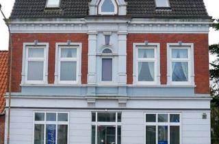 Anlageobjekt in 25709 Marne, Historisches, gepflegtes Wohn- und Geschäftshaus über drei Etagen in 25709 Marne zu verkaufen.