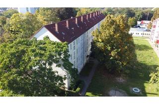 Wohnung mieten in Am Hochhaus, 04552 Borna, 2 Raum Wohnung - Neu Renoviert mit Balkon