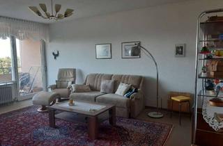 Wohnung kaufen in 85774 Unterföhring, Über den Dächern Unterföhrings - Bezugsfreie große 3 Zi.-Whg. mit Essdiele und TG-Stellplatz !!!