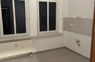 Wohnung kaufen in 08527 Plauen, Plauen - Vollständig renovierte EG-Wohnung mit zwei Zimmern und Terrasse