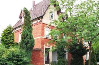Haus kaufen in 96450 Cortendorf, Backstein-DHH im Stadtgebiet: Eigennutzung oder Kapitalanlage