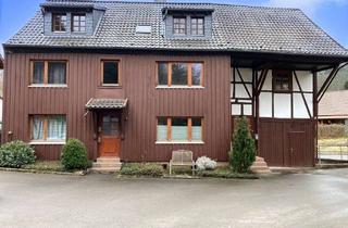 Haus kaufen in 37217 Witzenhausen, 3-Familienhaus mit Garten, Hauptwohnung sofort bezugsfähig!