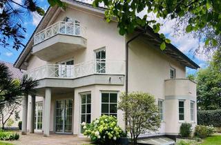Villa kaufen in 82049 Pullach, Einfamilienhausvilla in Pullach mit traumhaften Garten, von privat