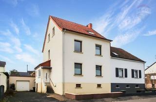Doppelhaushälfte kaufen in 66787 Wadgassen / Hostenbach, Wadgassen / Hostenbach - REMAX! Renoviertes 1-2 Familienhaus in Wadgassen- Hostenbach