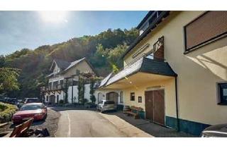 Gewerbeimmobilie kaufen in 56859 Bullay, Weingut - Gebäudeensemble in absoluter Alleinlage mit höchstgelegener Bergweinstube am Moselsteig