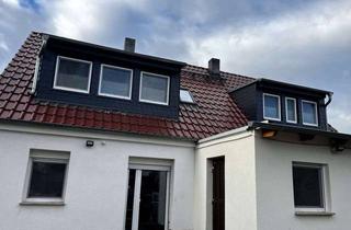 Einfamilienhaus kaufen in Gräfenhainicher Straße, 06773 Schköna, Gemütliches Einfamilienhaus mit großem Grundstück und Scheune in gewachsener Lage von Schköna