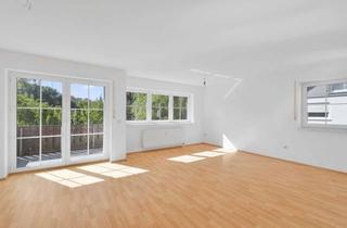Wohnung kaufen in Schlesierstraße 10, 95502 Himmelkron, Wohnen mit Südbalkon! Lichtdurchflutete 4-Zimmer-Wohnung in ruhiger Lage
