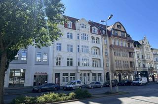 Wohnung kaufen in 03046 Stadtmitte, Exklusive Altbauwohnung im Herzen von Cottbus