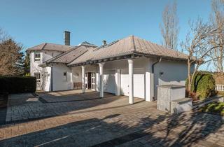 Villa kaufen in 72296 Schopfloch, Traumvilla mit Panoramablick mitten im Grünen