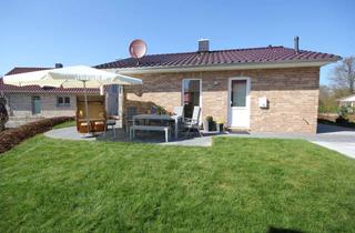 Haus kaufen in 23730 Neustadt in Holstein, Strandnahes TOP Ferienhaus mit Sauna und Vermietungsmöglichkeit