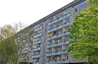 Wohnung mieten in Otto-Bruchholz-Straße, 98527 Suhl-Ilmenauer Straße, 4 Raum Wohnung mit schönem Blick