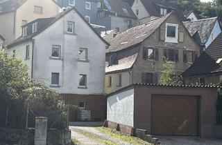 Haus kaufen in 97080 Unterdürrbach, Zwei Häuser in Unterdürrbach.