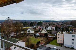 Wohnung kaufen in 92242 Hirschau, ++über den Dächern++ freundliche 4 Zimmerwohnung in zentraler Lage von Hirschau