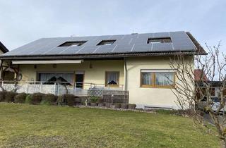 Haus kaufen in 78628 Rottweil, !Zweifamilienhaus mit Doppelgarage und Photovoltaik Anlage!