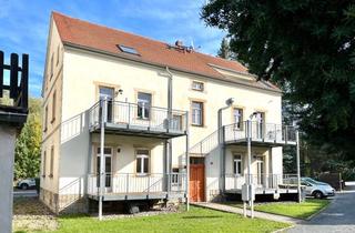 Wohnung kaufen in 01796 Pirna, Renovierte 2-Raum-Wohnung mit Balkon im charmanten Altbau