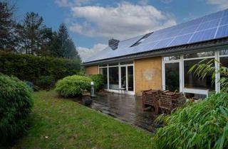 Haus kaufen in 24145 Moorsee, Nachhaltiges Familienleben: 264 m² Mehrgenerationenhaus mit PV-Anlage in Kiel
