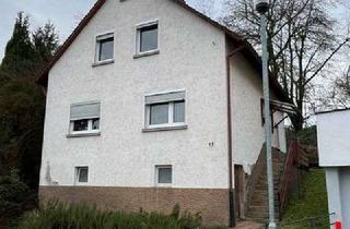 Haus kaufen in 74909 Meckesheim, Freistehendes Wohnhaus mit 7,5 Ar Grundstück in ruhiger Feldrandlage in Mönchzell