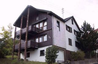 Haus kaufen in 74909 Meckesheim, Gemütliches 2-Familienhaus mit Blick über Mönchzell - 1100 m² gr. Grundstück in Feldrandlage