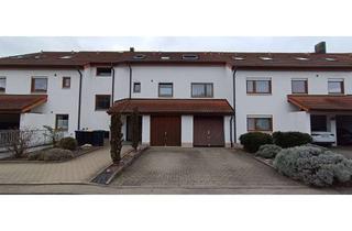 Wohnung kaufen in 89269 Vöhringen, Wunderschöne Dachgeschosswohnung Garage - Balkon - Gäste WC - 70,5 m² - 3.5 Zi.