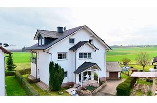 Haus kaufen in 35423 Lich, ☀️330 m2 Wohnfläche / 110 m2 Keller / 1250 m2 Grundstück / Carport / Gartenhütte/ Pool / Feldrand