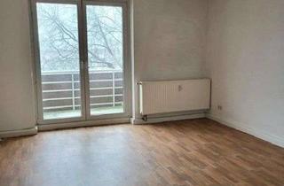 Wohnung mieten in Straße Der Freundschaft 20, 39624 Kalbe, 3 Raumwohnung mit Balkon & Tageslichtbad