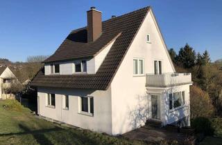 Einfamilienhaus kaufen in 34388 Trendelburg, Einfamilienhaus mit großem Grundstück und 3 Garagen in Trendelburg-Gottsbüren