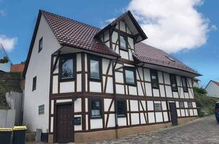 Haus kaufen in 34379 Calden, Ein- bis Zweifamilienhaus im historischen Ortskern von Calden-Meimbressen