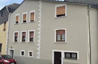 Mehrfamilienhaus kaufen in 66701 Beckingen, Beckingen - Großzügiges Mehrfamilienhaus mit 4 Wohneinheiten in Beckingen-Düppenweiler zu verkaufen