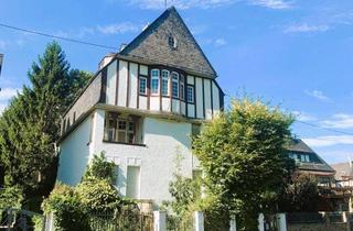 Villa kaufen in 56070 Neuendorf, Denkmalgeschützte Villa mit traumhaftem Rhein- und Festungsblick!