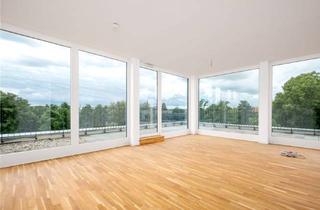Wohnung kaufen in 12555 Berlin, Berlin - Charmante 2-Zimmer-Dachgeschosswohnung mit exklusivem Wasserblick - Provisionsfrei