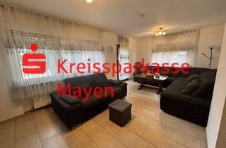 Reihenhaus kaufen in 56070 Kesselheim, Geräumiges Zweifamilien-Reihenhaus mit Terrasse, Balkon und 2 Garagen
