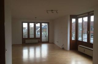 Wohnung kaufen in Eschenstrasse 54, 85716 Unterschleißheim, Helle und große 5-Zimmer-Maisonette-Wohnung in zentraler Lage in Unterschleißheim