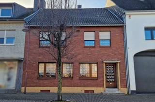 Haus kaufen in 52457 Aldenhoven, Solides Reihenmittelhaus mit kleinem Innenhof