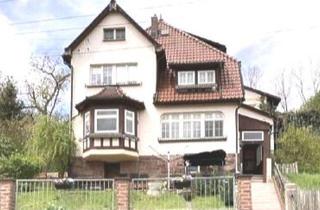 Villa kaufen in 98587 Steinbach-Hallenberg, Der Preis ist heiß ! Schmuckstück mit 3 separaten Wohnungen und traumhaftem Grundstück sein Eigen nennen !