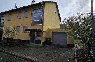 Haus kaufen in 76356 Weingarten, Weingarten - Verkauf per Gebot: Charmantes 1-2 Familienhaus in ruhiger Lage in Weingarten-Waldbrücke.