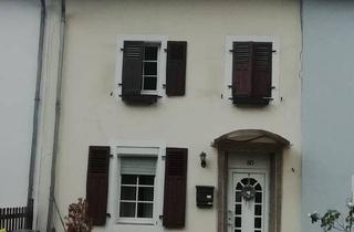 Haus kaufen in 66773 Schwalbach, Schwalbach - Reihen Mittelhaus in ruhiger Lage von Rehlingen zu Verkaufen