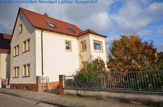 Mehrfamilienhaus kaufen in 67122 Altrip, Altrip - Mehrfamilienhaus in Altrip und Bauplatz