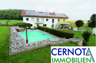 Haus kaufen in 84562 Mettenheim, Ein Juwel für Pferdeliebhaber - in Alleinlage - mit Doppelhaus, Pferdeboxen und Nebengebäude!