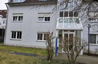 Wohnung kaufen in 92224 Amberg, Erdgeschoss Wohnung 3 Zi, Kü, Die, Bad, Terrasse, Tiefgaragenplatz möglich. In bester Lage !!