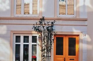 Haus kaufen in Badstaven, 23966 Wismar, Kleines renovierungsbedürftiges Haus in bester Altstadtlage