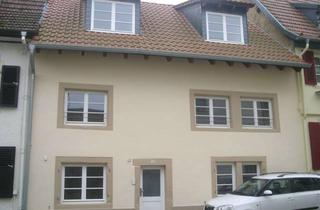 Haus kaufen in Wagnergasse, 55590 Meisenheim, RENDITE oder EIGENBEDARF! Außen HISTORISCH, innen KERNSANIERT! 360°-Rundgang vorhanden