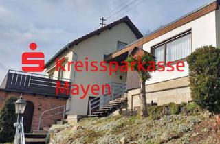Einfamilienhaus kaufen in 56727 Mayen, Charmantes Einfamilienhaus mit Garage und Panoramablick