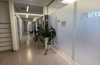 Praxen mieten in Regensburger Straße 109, 92318 Neumarkt, Praxisflächen (auch als Gemeinschaftspraxis möglich) - 2.OG