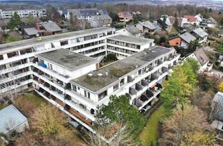 Penthouse kaufen in 97204 Höchberg, Einzigartige Chance: Renovierungsbedürftiges Penthouse mit Top-Ausblick sucht neuen Eigentümer!